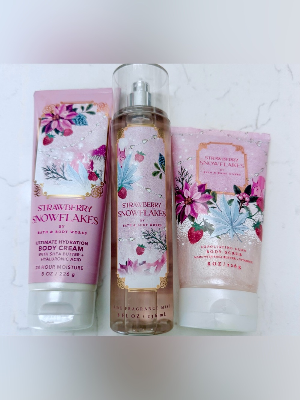 Bath & Body Works Strawberry Snowflakes Mist, Scrub & Body Cream Set New